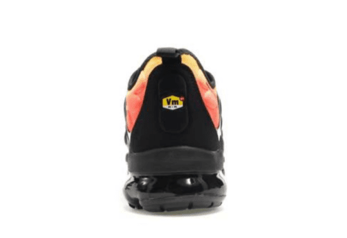Nike Air VaporMax Plus 'Black Orange Crimson' - Imagen 3